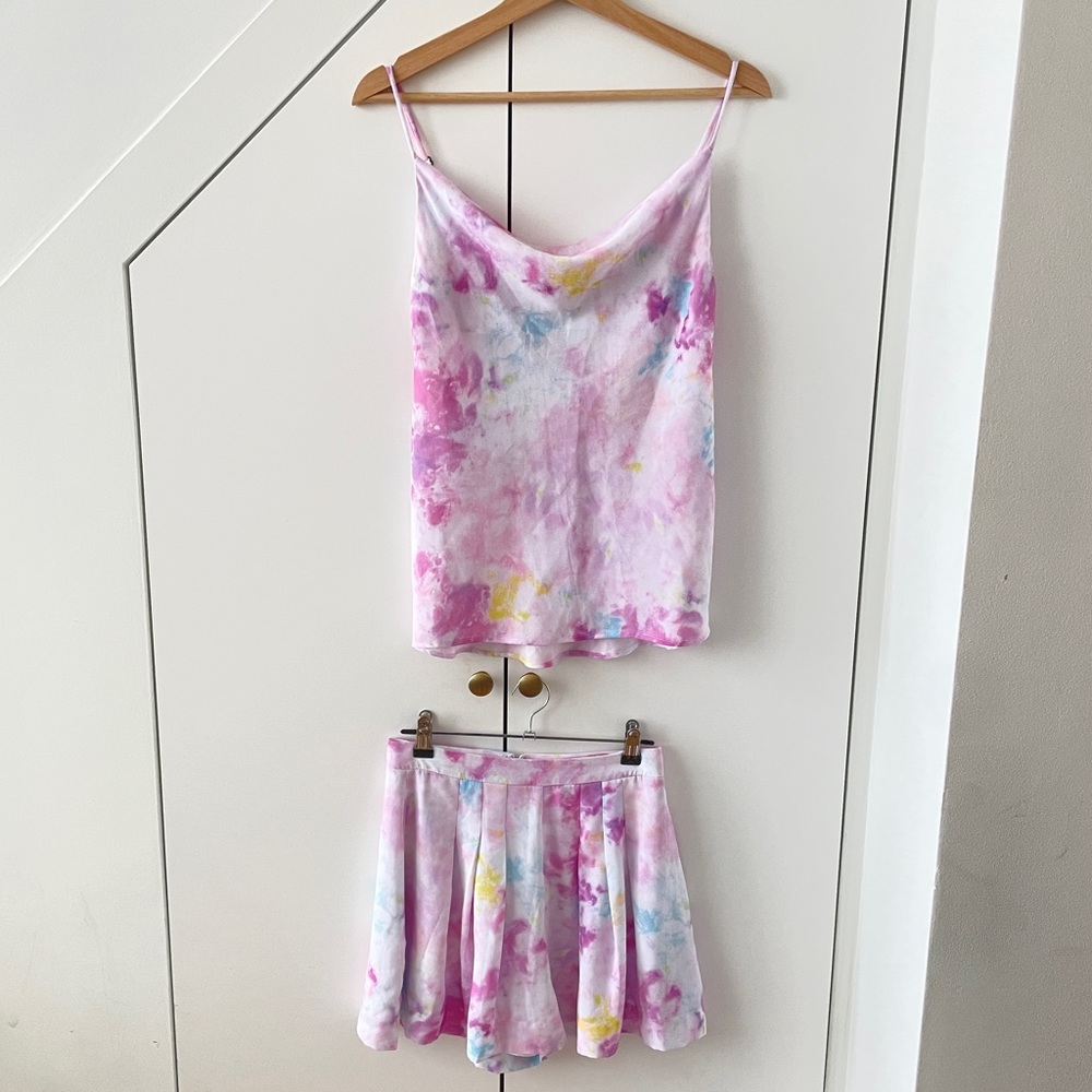 Endless Summer - tie dye shorts and tank top set
